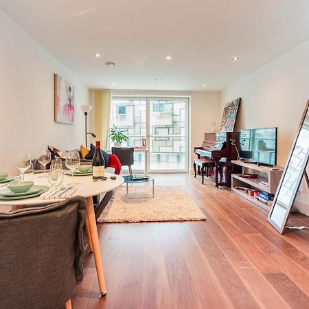 Stylish And Comfortable Canary Wharf Apartment Perfect For Long Stays Londýn Exteriér fotografie